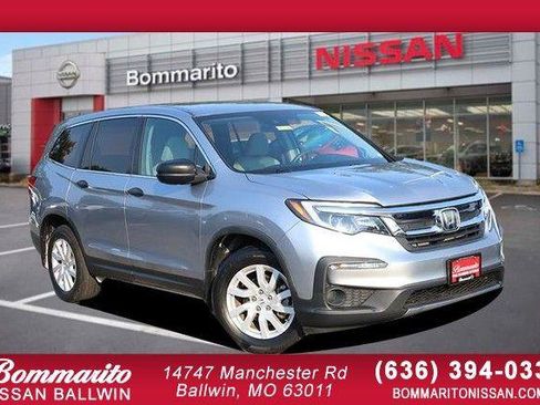 Used 2019 Honda Pilot LX image 1