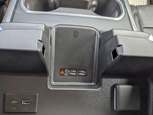 Used 2025 Chevrolet Silverado 2500 High Country w/ High Country Premium Package image 53