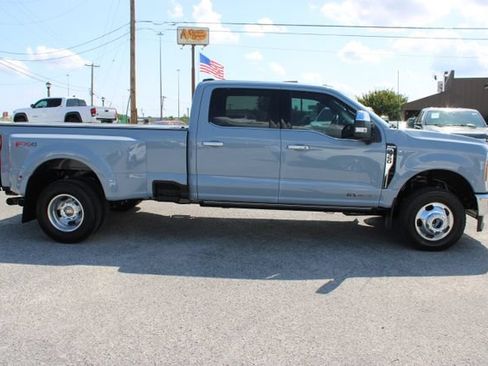 New 2026 Ford F350 King Ranch w/ Chrome Package AWD/4WD image 3