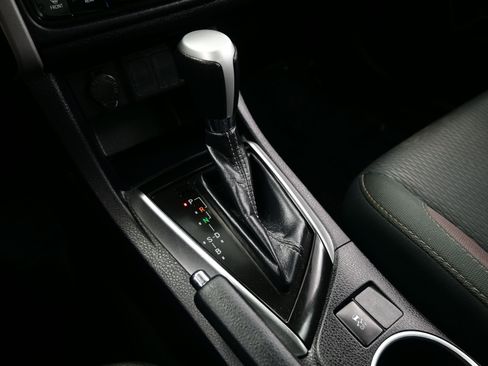 Used 2019 Toyota Corolla LE image 20