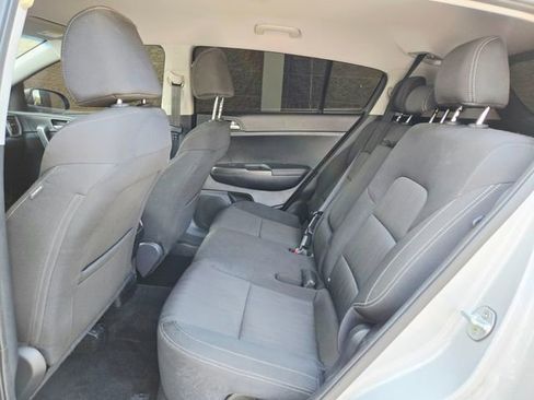 Used 2019 Kia Sportage LX image 15