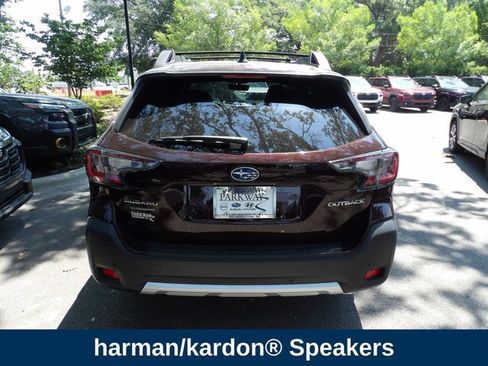 Used 2025 Subaru Outback Limited w/ Popular Package #2 AWD/4WD image 8