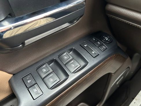 Used 2018 GMC Sierra 2500 Denali w/ Duramax Plus Package image 19