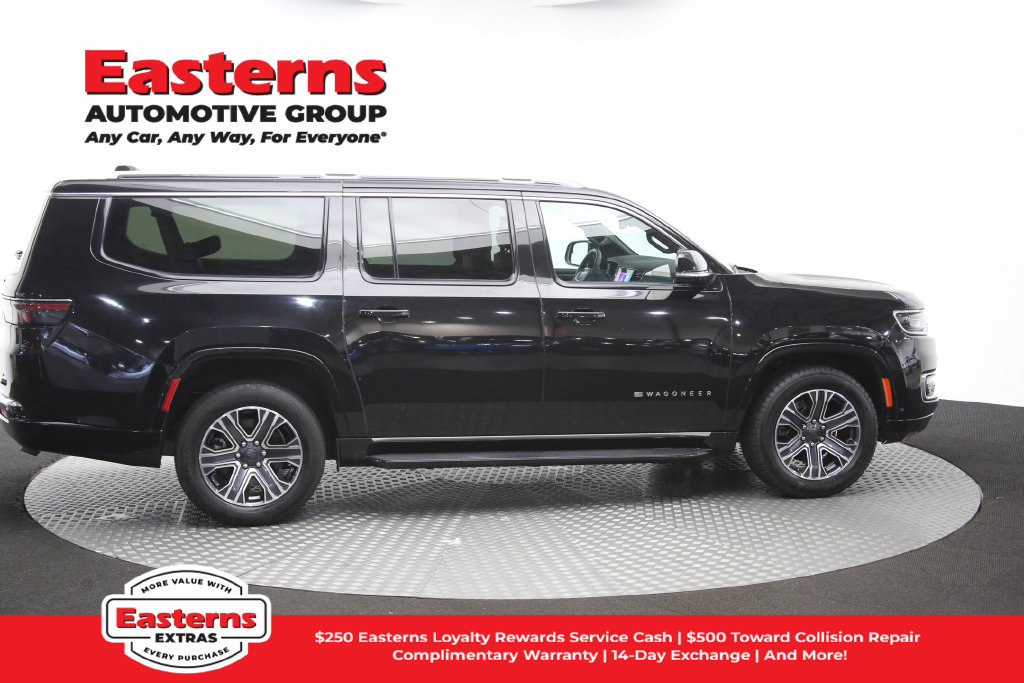 Used 2024 Jeep Wagoneer L Series II RWD image 52