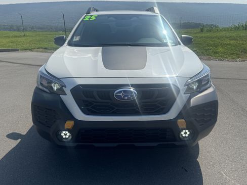 Certified 2025 Subaru Outback Wilderness AWD/4WD image 9