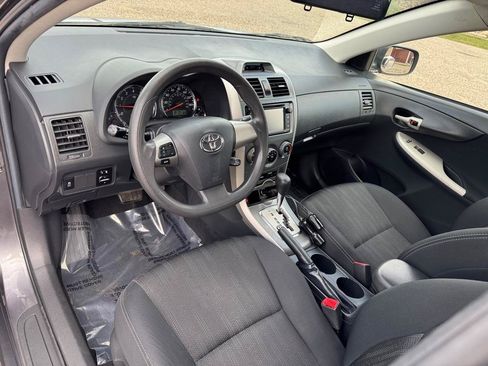 Used 2013 Toyota Corolla S FWD image 15
