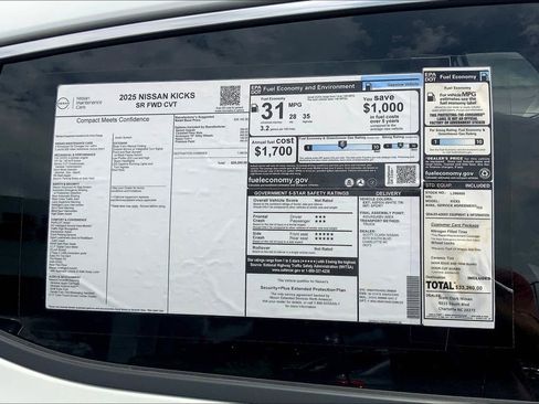 New 2025 Nissan Kicks SR image 14