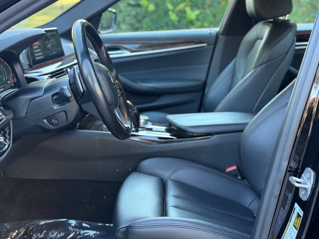 Used 2020 BMW 530i w/ Convenience Package RWD image 10