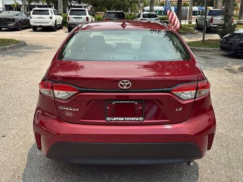Used 2023 Toyota Corolla LE FWD image 6