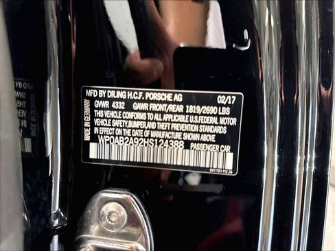Used 2017 Porsche 911 Carrera 4S AWD/4WD image 34