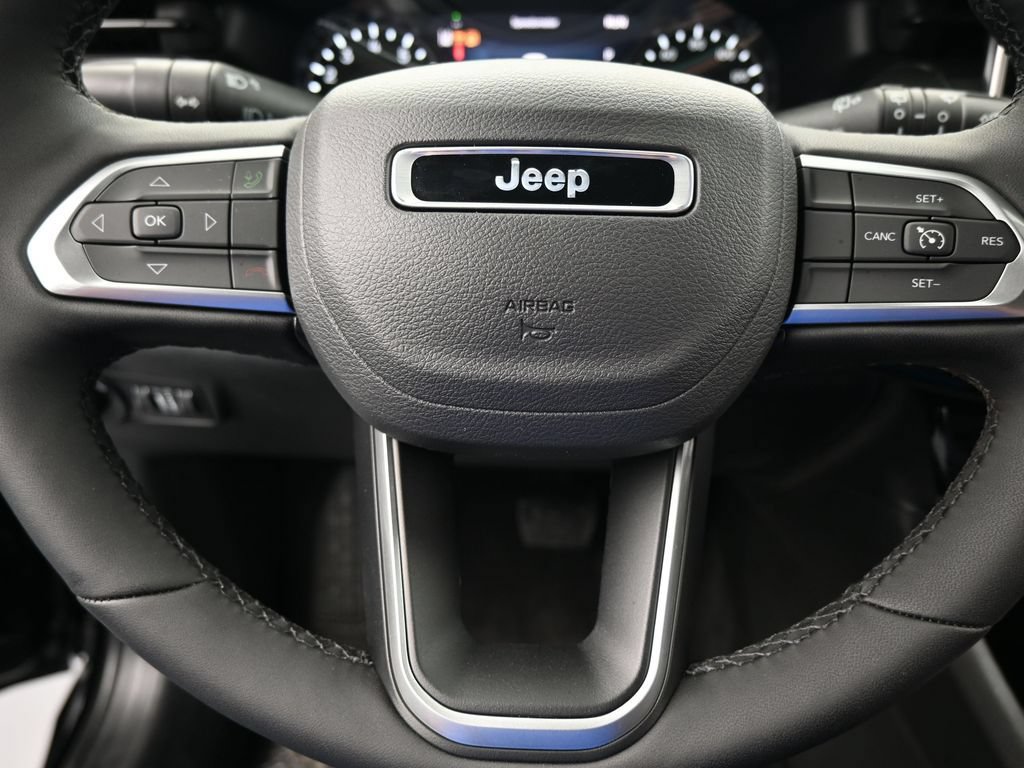 New 2026 Jeep Compass Latitude AWD/4WD image 25