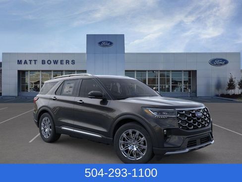 New 2026 Ford Explorer Platinum image 7