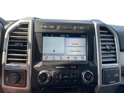 Used 2017 Ford F250 Lariat w/ Chrome Package AWD/4WD image 28