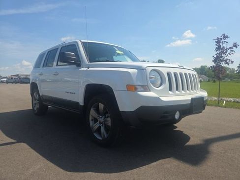Used 2017 Jeep Patriot Sport w/ Power Value Group FWD image 1