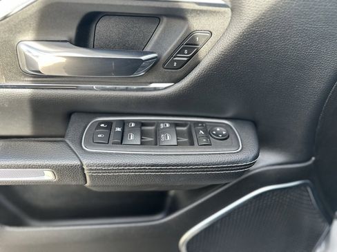 Used 2024 RAM 1500 Laramie image 35