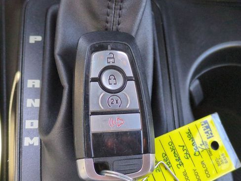 Used 2021 Ford Bronco Badlands image 30