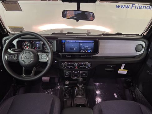 Used 2026 Jeep Wrangler Sport image 21