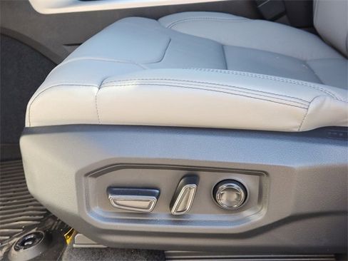 New 2026 Toyota Tundra Limited image 18