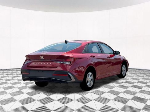 New 2026 Hyundai Elantra SE image 11
