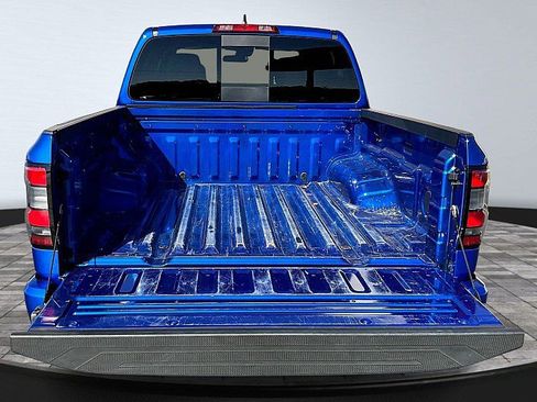 Used 2024 Nissan Frontier Pro-X image 18