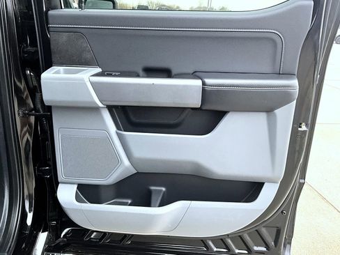 Used 2025 Ford F150 XLT w/ Equipment Group 301A Standard image 18