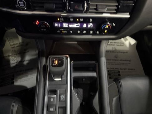 Certified 2024 Nissan Pathfinder SL w/ SL Premium Package image 24