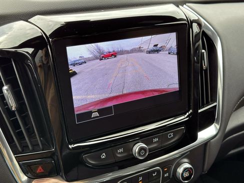 Certified 2023 Chevrolet Traverse LT image 22