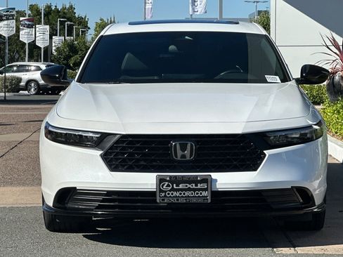 Used 2024 Honda Accord Sport image 6