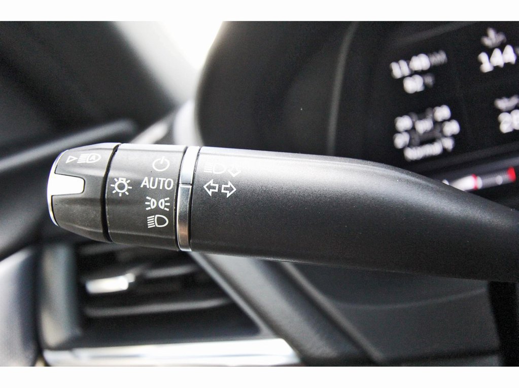 Certified 2025 Cadillac CT4 Sport RWD image 17
