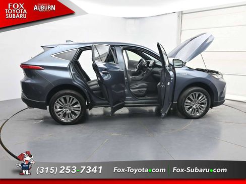 Used 2021 Toyota Venza XLE w/ Softex Package AWD/4WD image 38