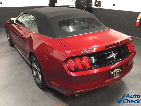 Used 2016 Ford Mustang Convertible w/ Equipment Group 051A image 18