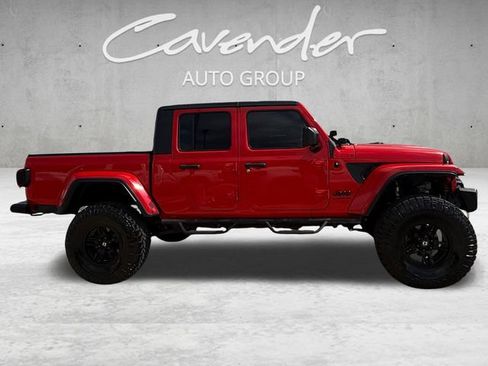 Used 2021 Jeep Gladiator Sport AWD/4WD image 17
