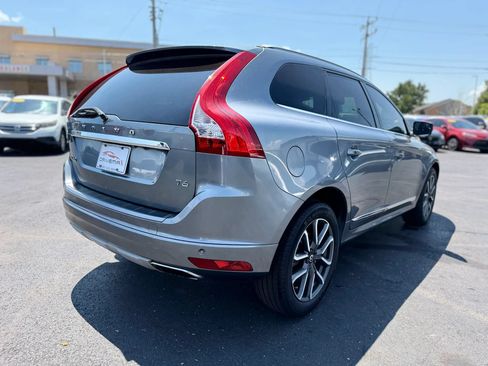 Used 2016 Volvo XC60 T6 w/ Proximity Package FWD image 3