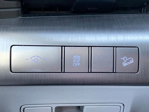 Used 2024 Hyundai Kona SEL image 14