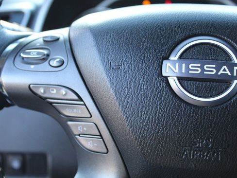 Used 2023 Nissan Murano SL FWD image 13