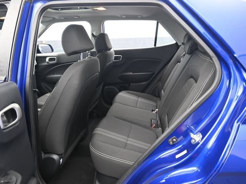 Used 2022 Hyundai Venue SEL FWD image 28