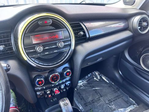 Used 2015 MINI Cooper S FWD image 25