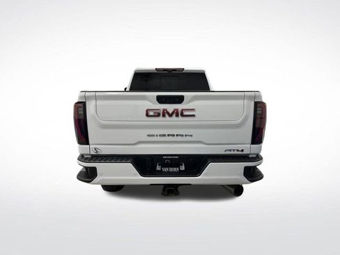 Used 2024 GMC Sierra 3500 AT4 w/ AT4 Premium Plus Package image 14
