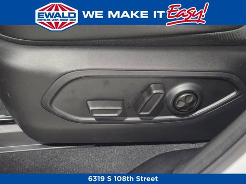 New 2025 Jeep Grand Cherokee Limited image 27