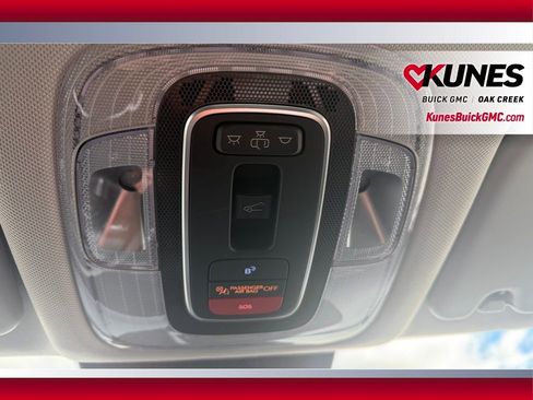 Used 2025 Hyundai Kona Limited AWD/4WD image 20