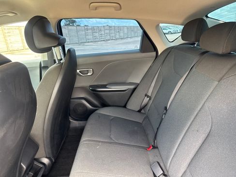 Used 2025 Kia K4 FWD image 34