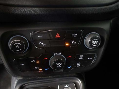 Used 2021 Jeep Compass Trailhawk AWD/4WD image 43