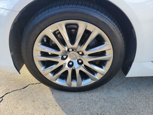 Used 2014 Lexus LS 460 image 31