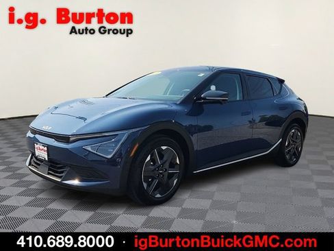 Used 2025 Kia EV6 Light w/ Light LR Technology Package AWD/4WD image 3