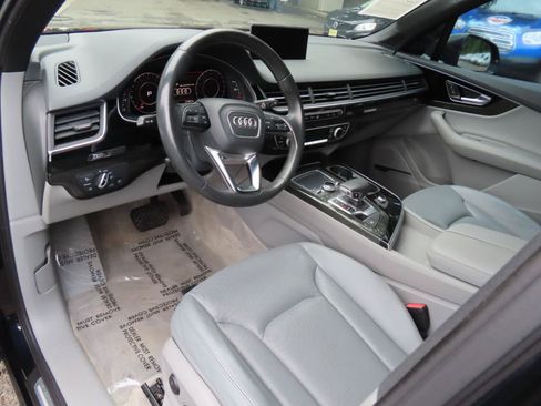 Used 2017 Audi Q7 3.0T Premium Plus AWD/4WD image 9