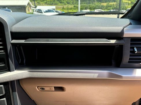 Used 2023 Ford F150 XLT image 37