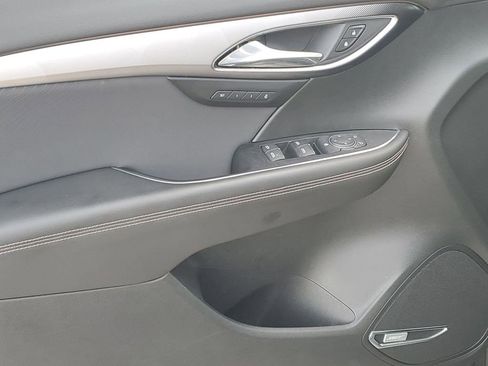 Used 2025 Buick Envision Sport Touring image 41