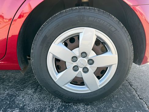 Used 2014 Chevrolet Sonic LS image 14