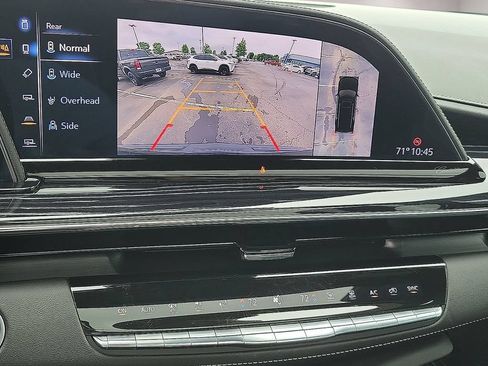 Used 2022 Cadillac Escalade Sport w/ Touring Package AWD/4WD image 17