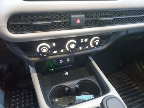 Certified 2026 Honda HR-V LX image 20